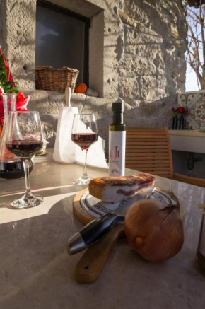Holiday House Rea with BBQ and two terrace